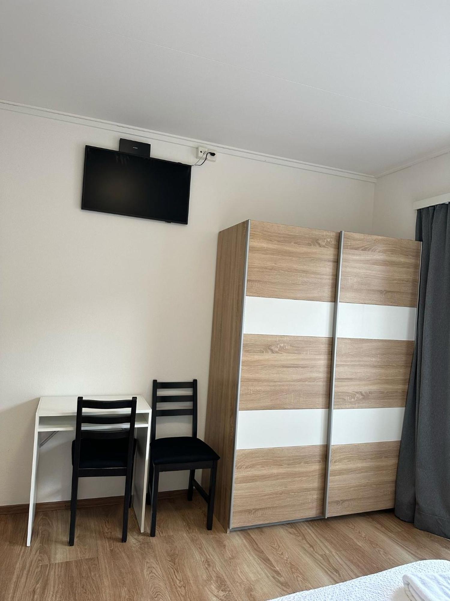 וילדרסויל Hotel Christina מראה חיצוני תמונה